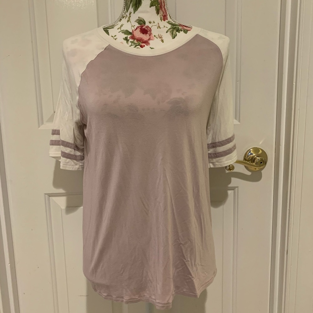 American Eagle mauve/white soft & sexy shirt - M